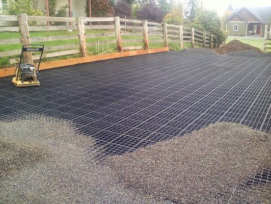 330*330*50MM HDPE Пористые газонокосилки Пластиковые газонокосилки для парковочных площадок на подъезде